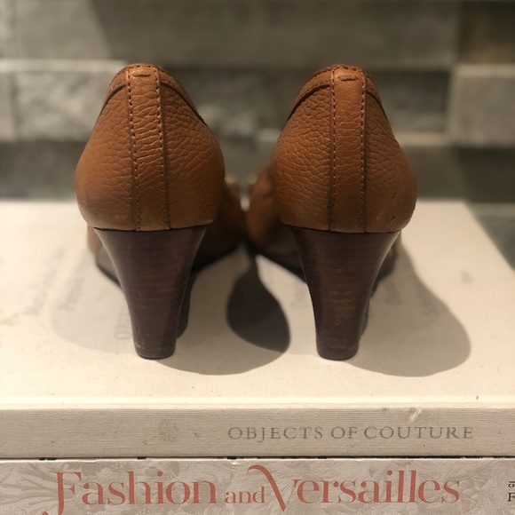 Tory Burch Leather Peep Toe Sandal - Picture 3 of 7